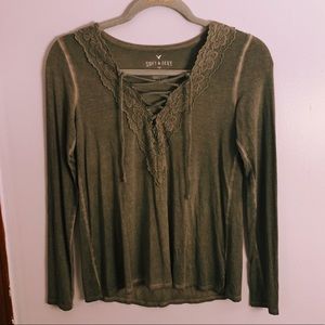 ⭐️Lace Up American Eagle Top⭐️